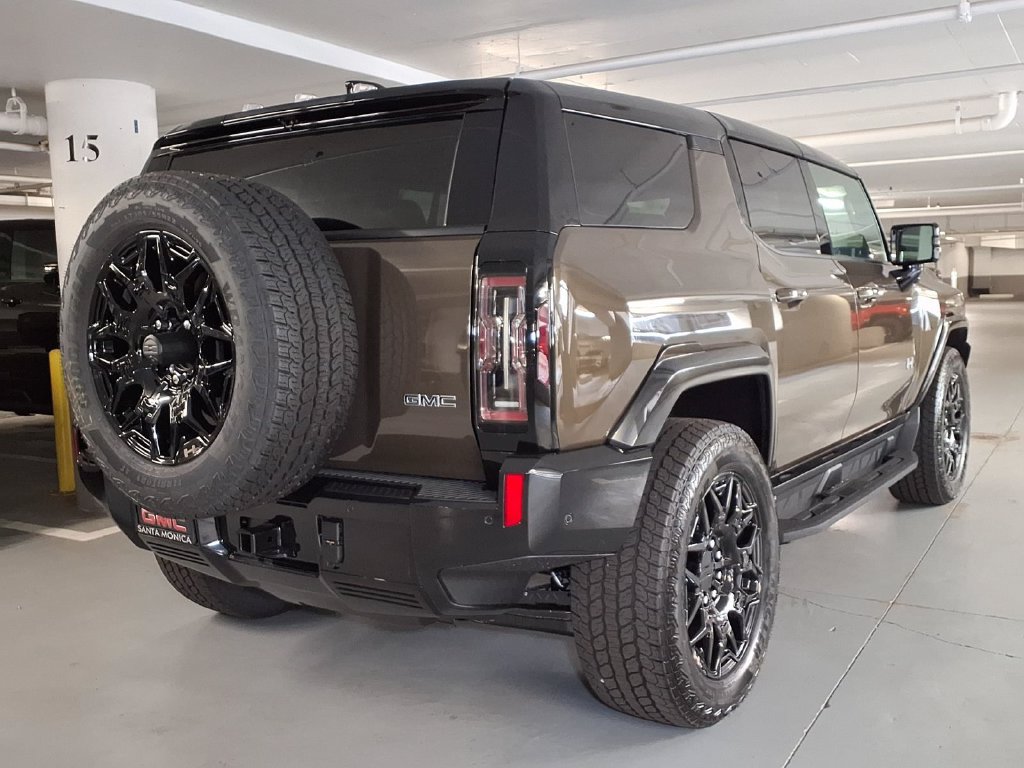 New 2026 GMC Hummer EV SUV AWD/4WD image 8