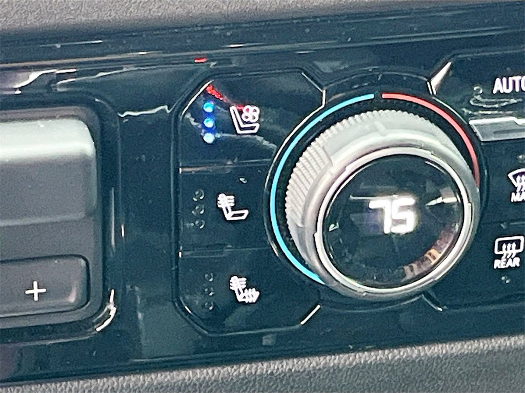 Used 2024 Chevrolet Silverado 1500 LTZ w/ LTZ Convenience Package II image 21