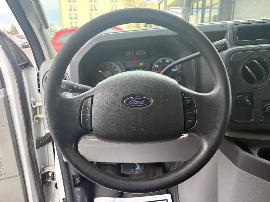 Used 2013 Ford E-150 and Econoline 150 w/ Commercial Cargo Van Pkg RWD image 19