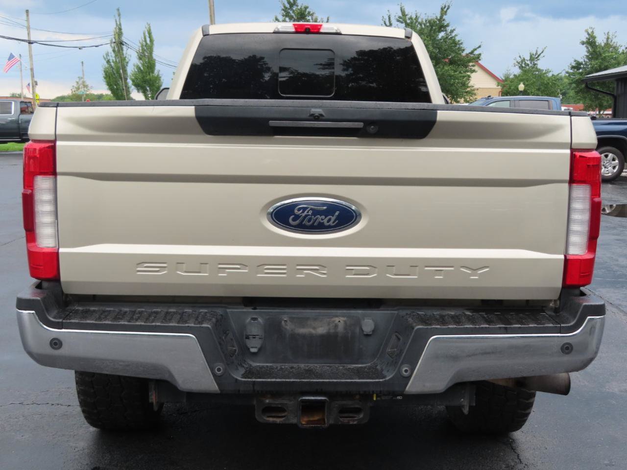 Used 2017 Ford F350 Lariat w/ Lariat Ultimate Package AWD/4WD image 5