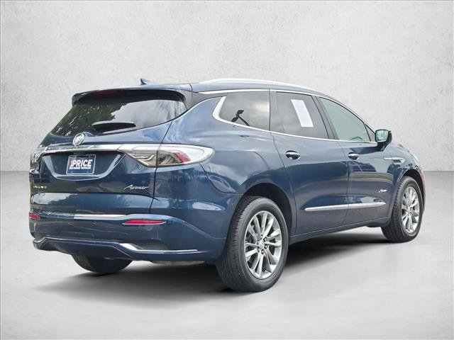 Used 2022 Buick Enclave Avenir w/ Avenir Technology Package FWD image 5