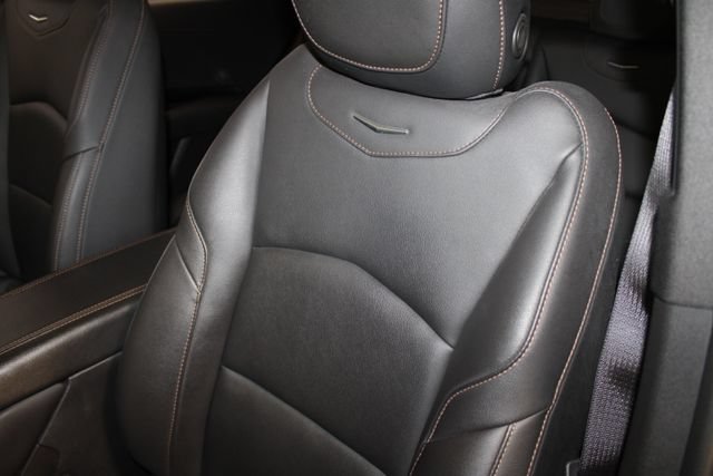 Used 2021 Cadillac XT4 Sport w/ Driver Assist Package AWD/4WD image 7