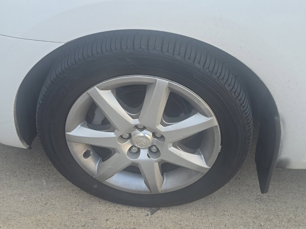 Used 2007 Toyota Prius Touring w/ Pkg 3 FWD image 6