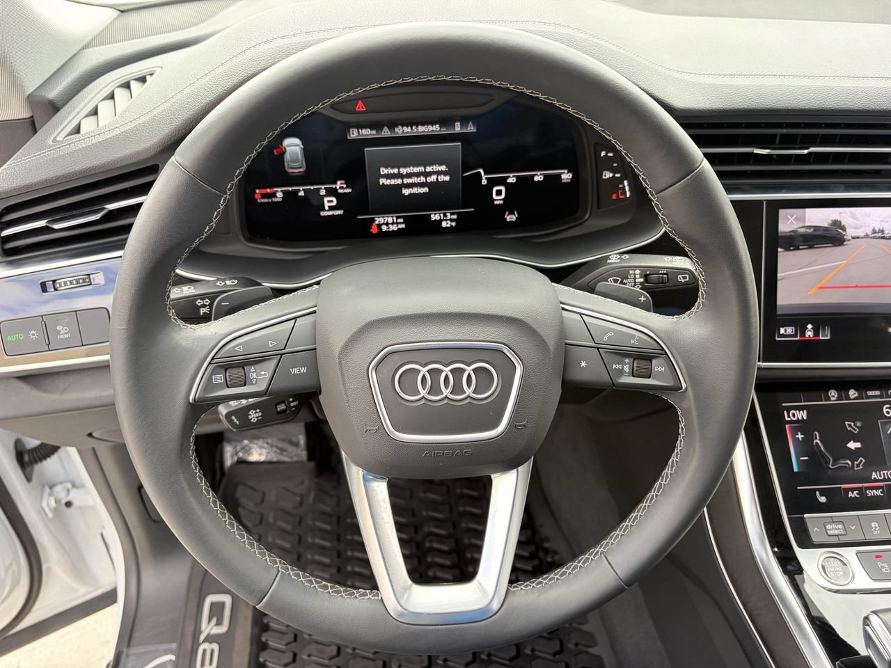 Used 2023 Audi Q8 Premium AWD/4WD image 23