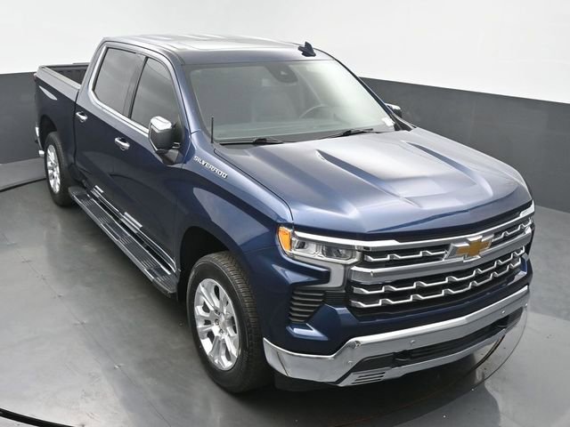 Used 2023 Chevrolet Silverado 1500 LTZ w/ LTZ Convenience Package II AWD/4WD image 45