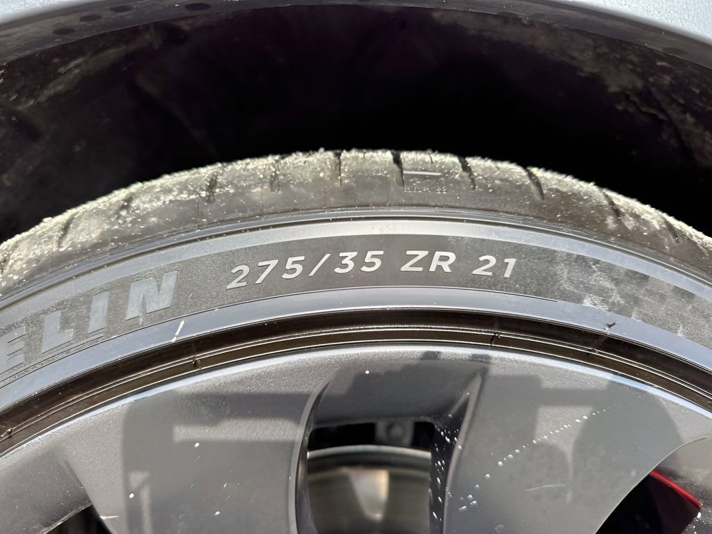 Used 2023 Tesla Model Y Long Range image 32