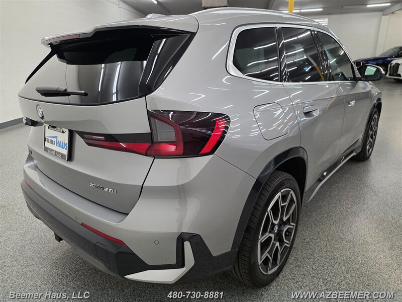 Used 2023 BMW X1 xDrive28i w/ Convenience Package AWD/4WD image 10