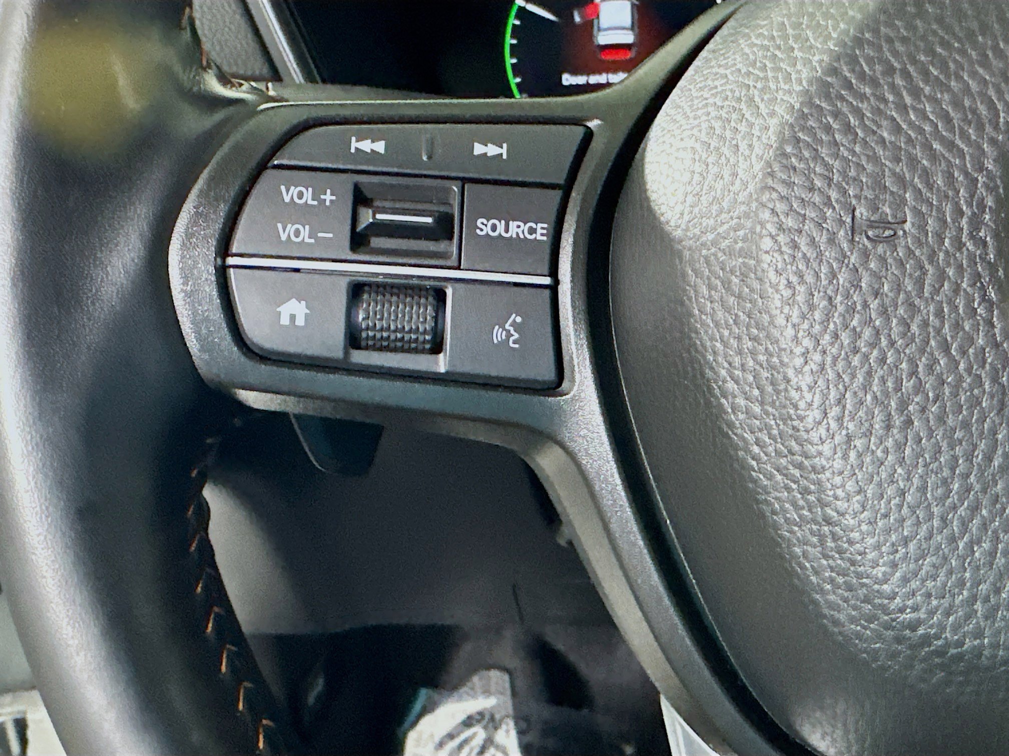 Used 2025 Honda CR-V Sport image 16