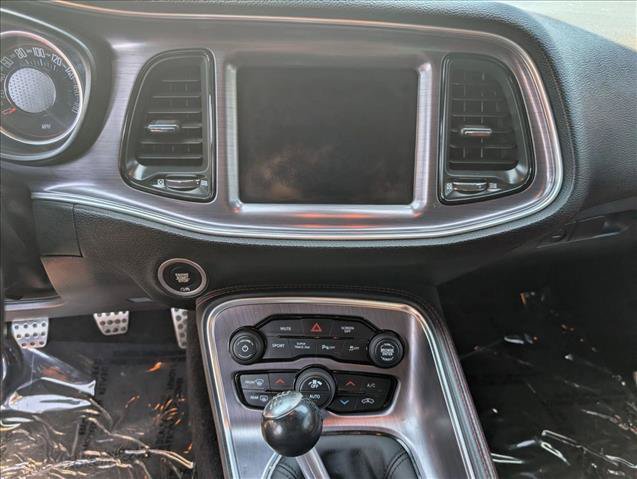 Used 2018 Dodge Challenger R/T Scat Pack RWD image 11