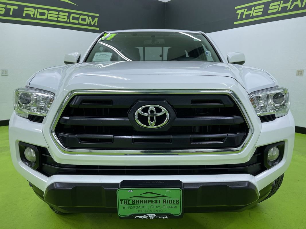 Used 2017 Toyota Tacoma SR5 image 3