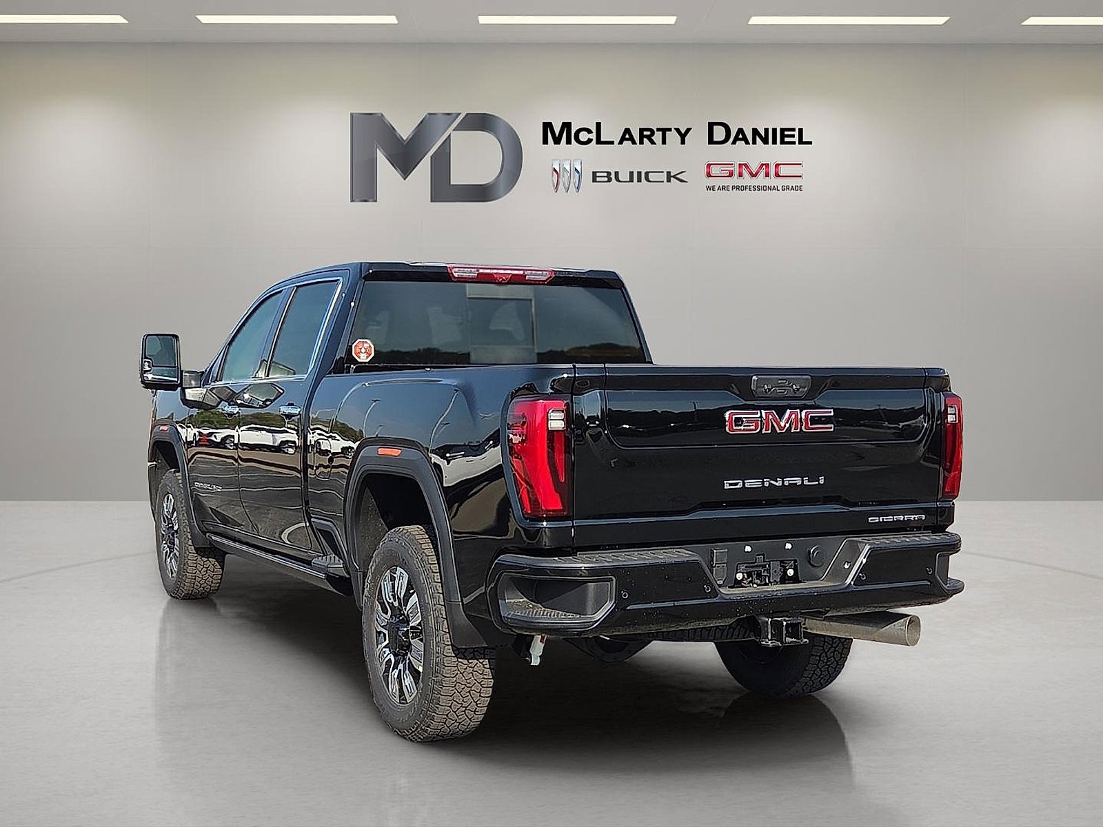 New 2026 GMC Sierra 2500 Denali w/ Max Trailering Package image 4