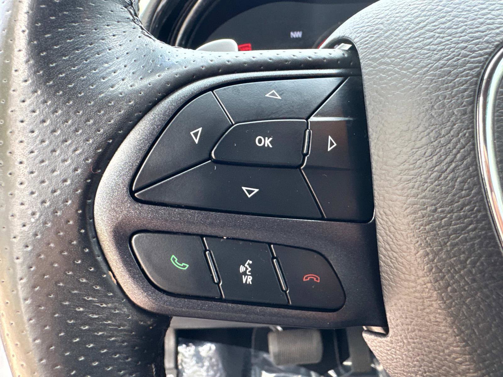 Used 2023 Dodge Durango GT image 32