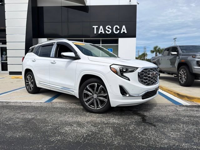 Used 2020 GMC Terrain Denali w/ Denali Premium Package