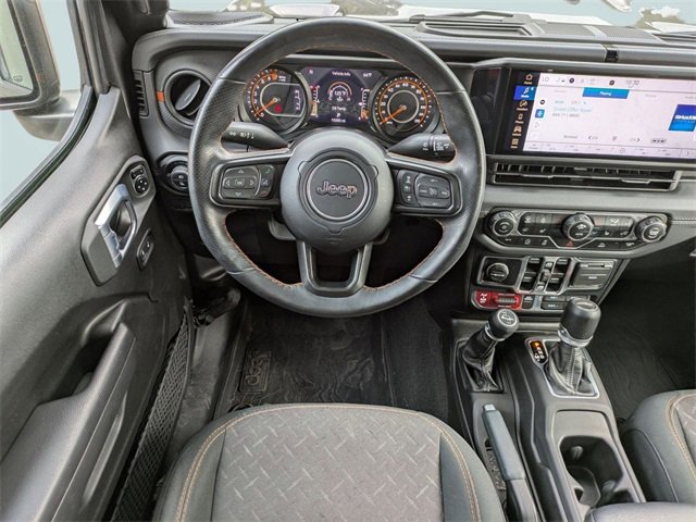 Used 2024 Jeep Gladiator Mojave w/ Convenience Group image 17