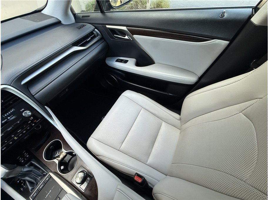 Used 2020 Lexus RX 350 AWD w/ Premium Package image 9