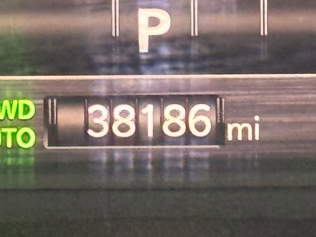 Used 2025 RAM 1500 Laramie image 31