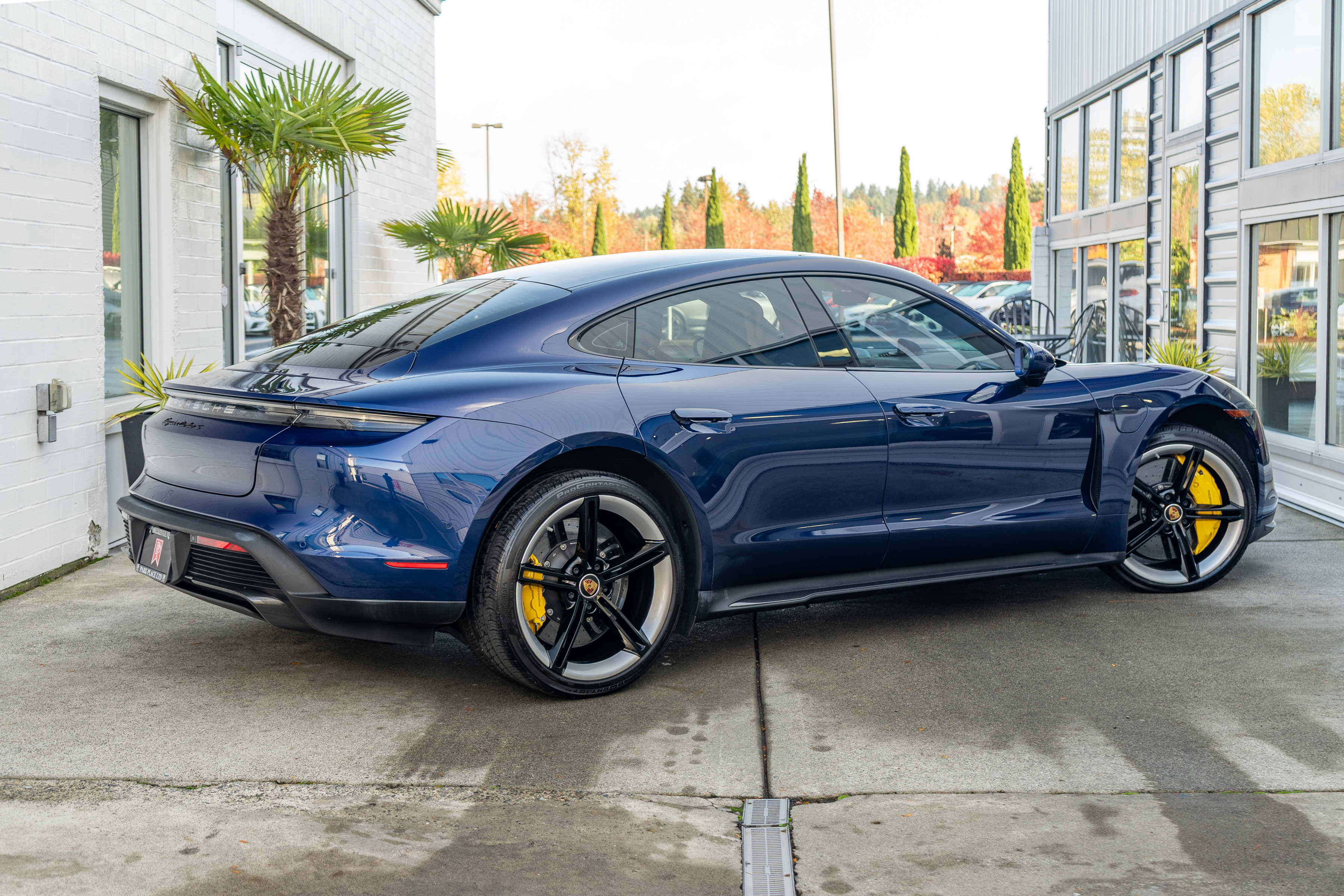 Used 2020 Porsche Taycan Turbo S image 6