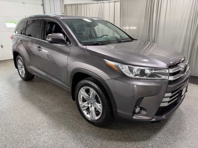 Used 2018 Toyota Highlander Limited AWD/4WD image 3