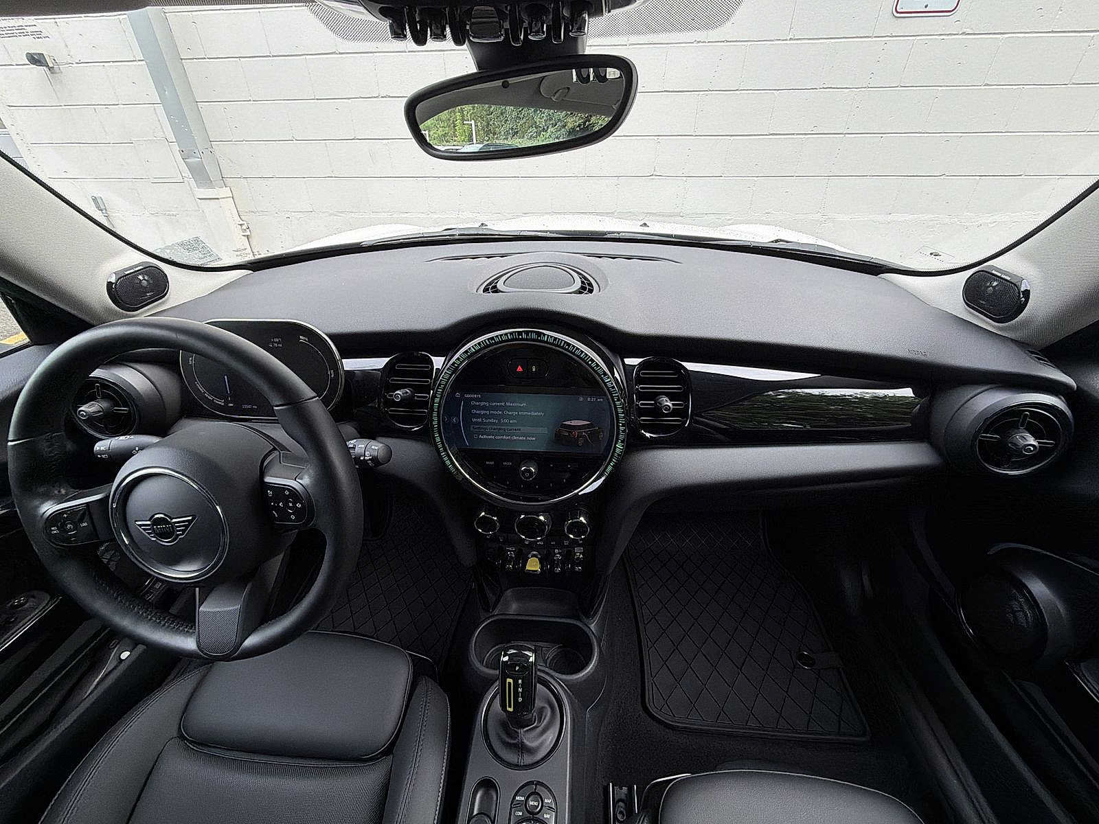 Used 2024 MINI Cooper SE FWD image 18