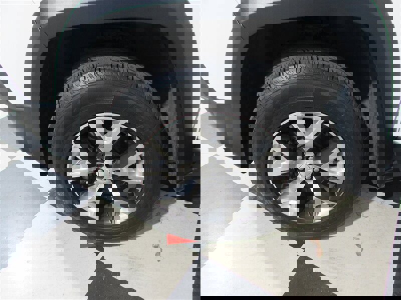 Used 2018 Jeep Cherokee Trailhawk image 55