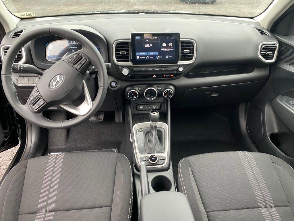 New 2026 Hyundai Venue SEL FWD image 11