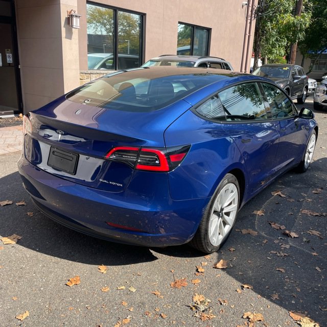 Used 2022 Tesla Model 3 Long Range AWD/4WD image 4