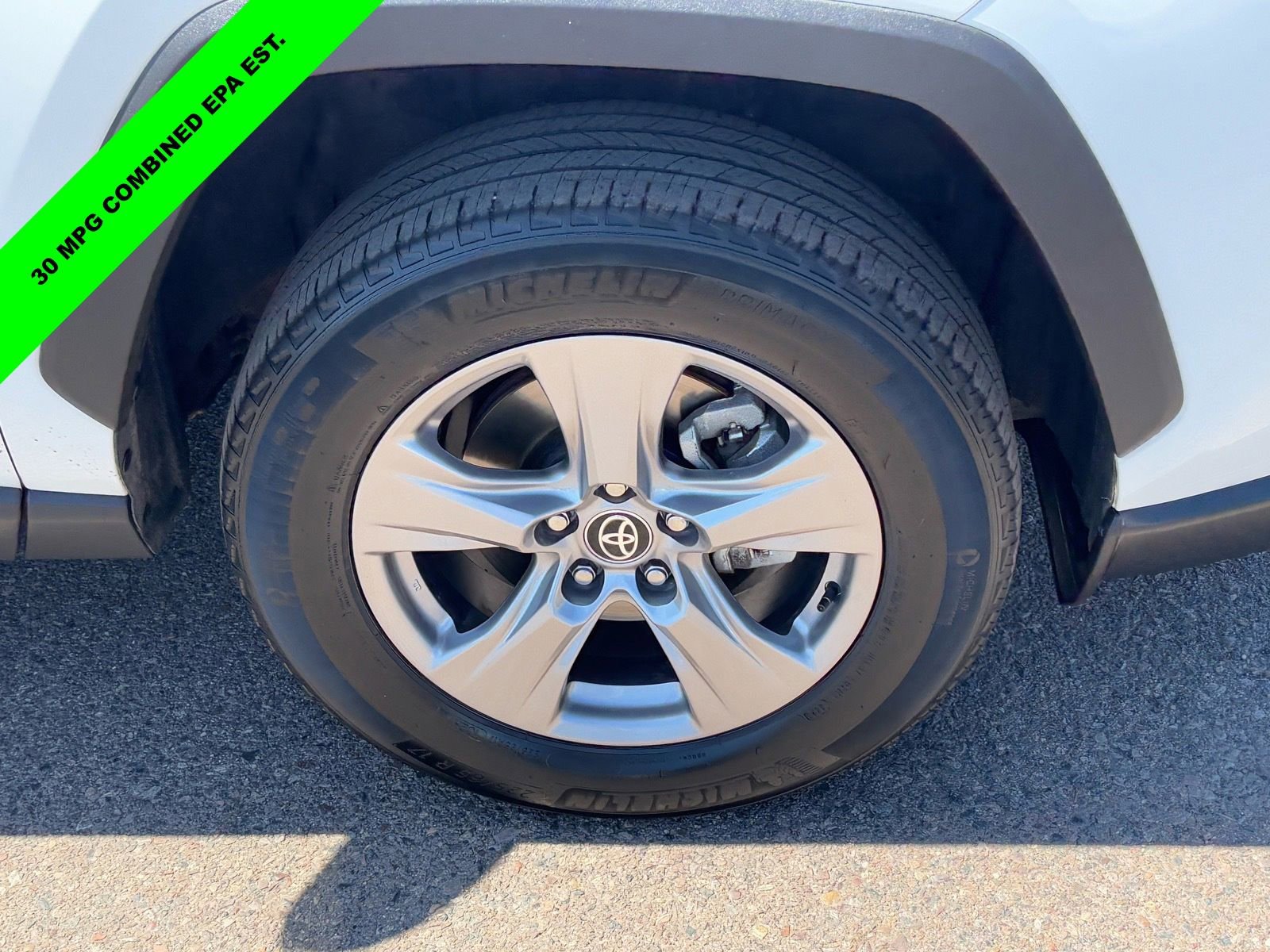 Used 2025 Toyota RAV4 XLE w/ Weather Package AWD/4WD image 8