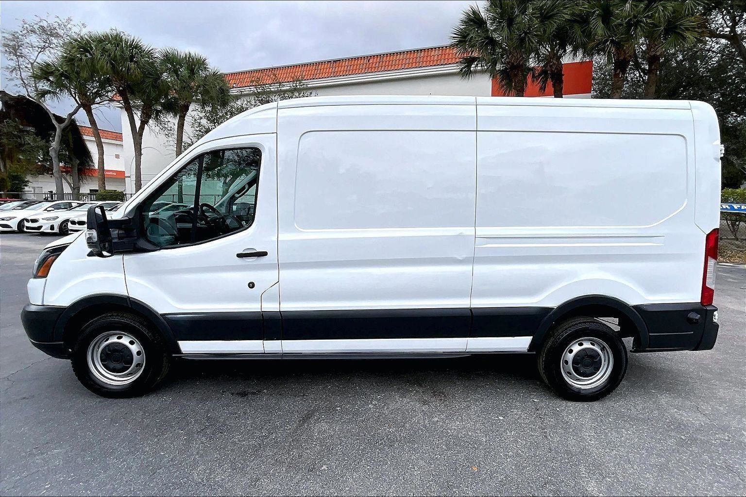 Used 2018 Ford Transit 250 148 Medium Roof RWD image 15