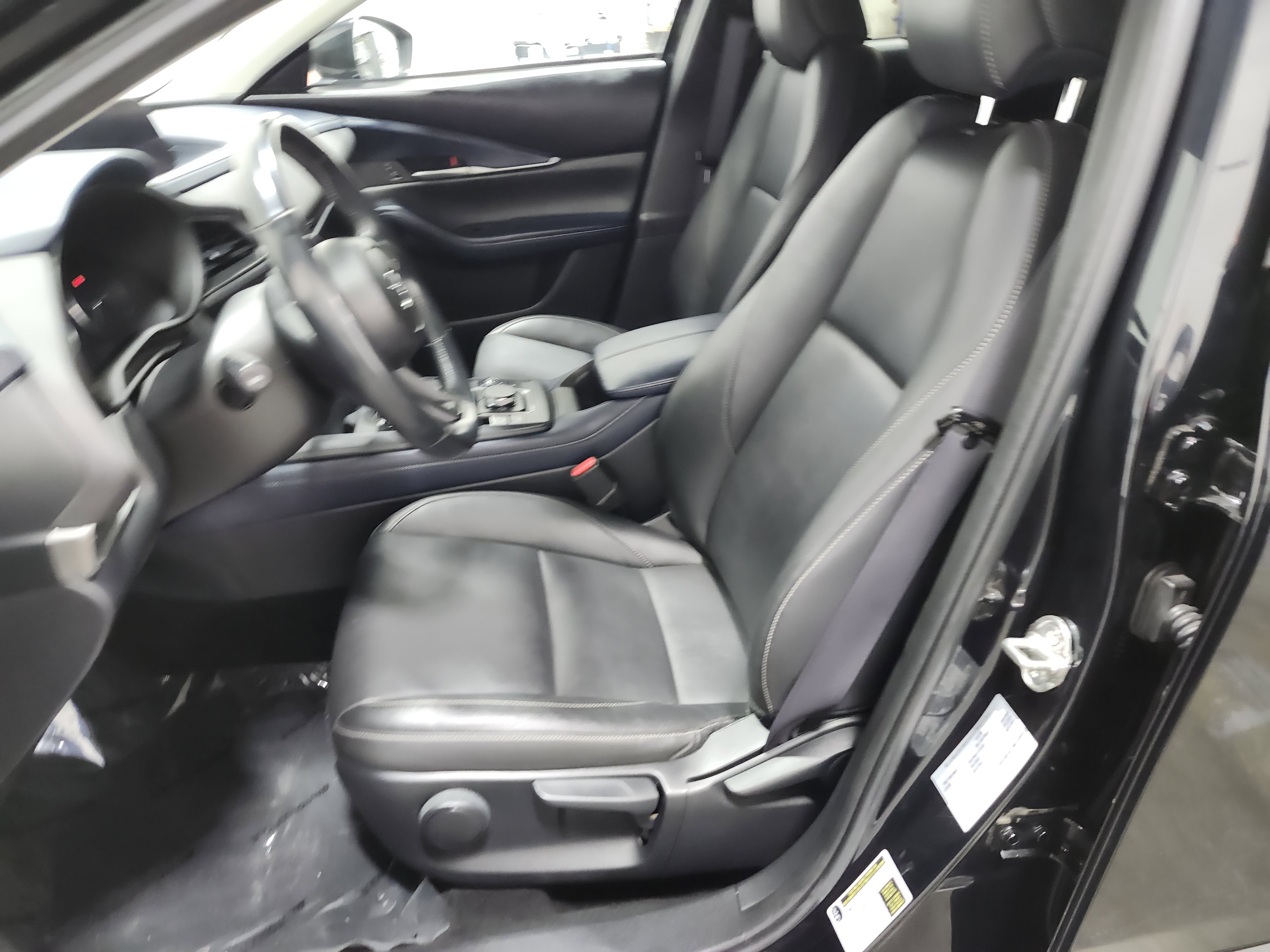 Used 2020 MAZDA CX-30 AWD w/ Select Package image 23