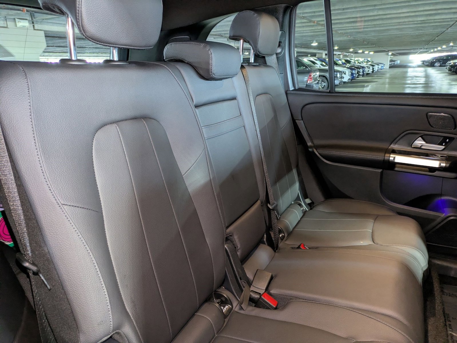 Used 2025 Mercedes-Benz GLB 250 4MATIC image 13
