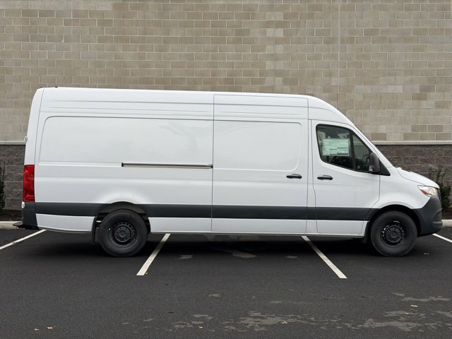 New 2025 Mercedes-Benz Sprinter 2500 image 4