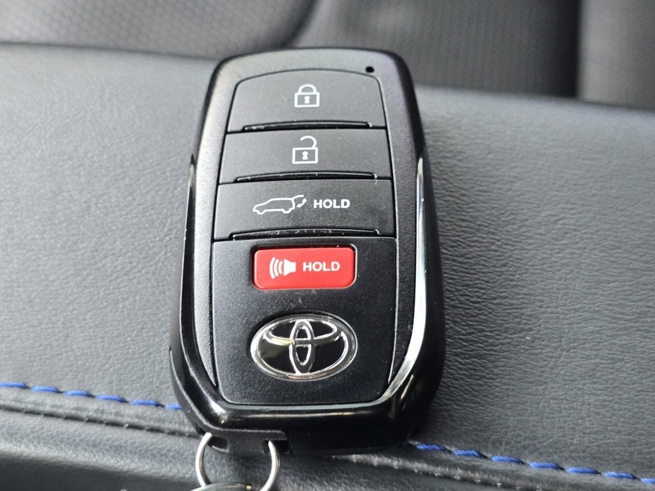 Certified 2024 Toyota Sequoia Platinum AWD/4WD image 38