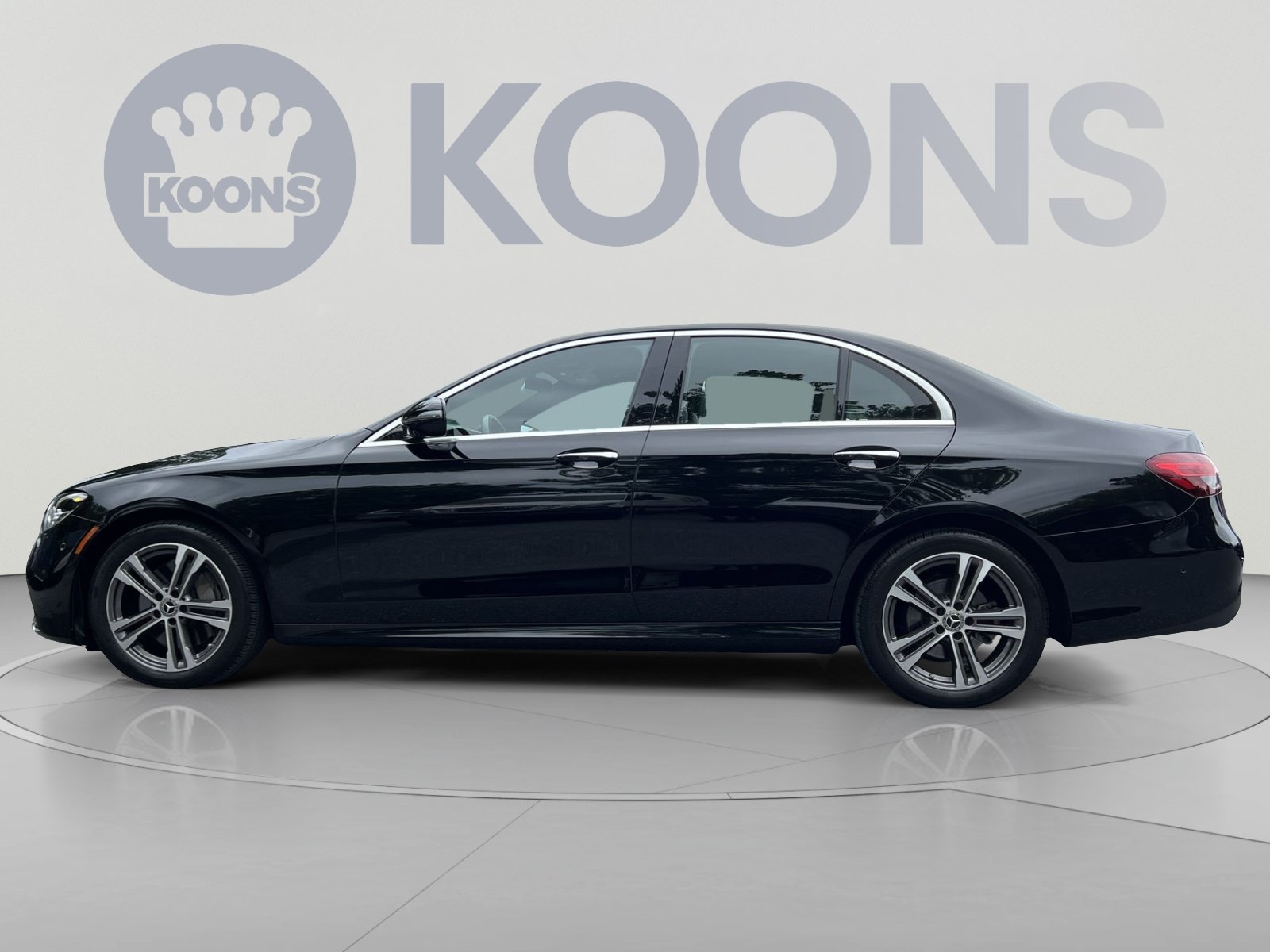 Used 2021 Mercedes-Benz E 350 4MATIC Sedan image 7