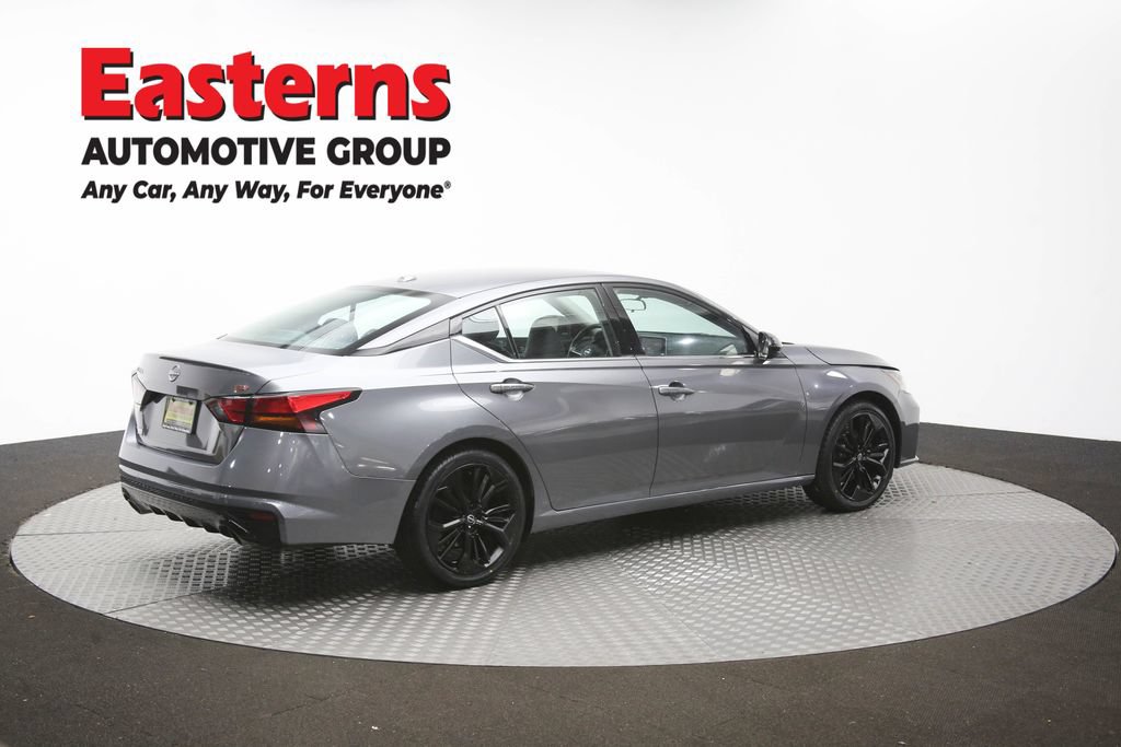 Used 2023 Nissan Altima 2.5 SR FWD image 41