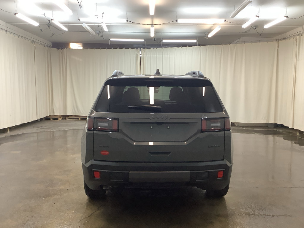 New 2026 Jeep Cherokee Laredo AWD/4WD image 7