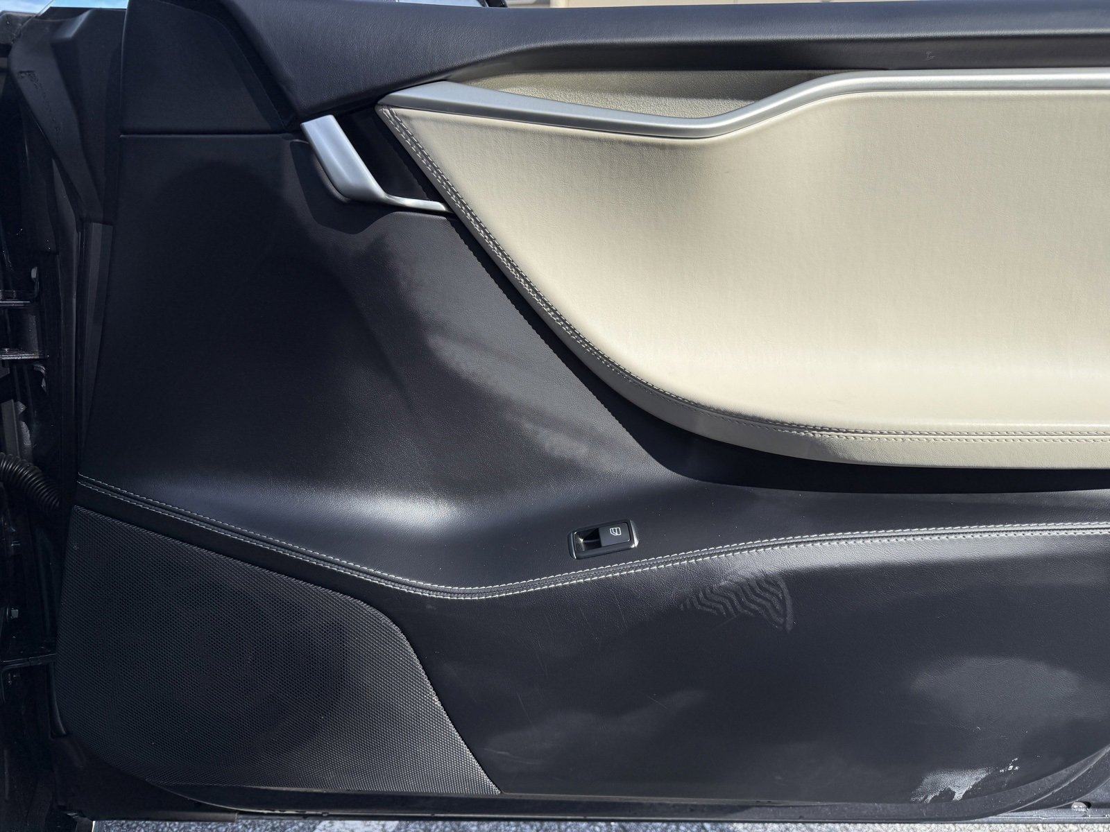 Used 2018 Tesla Model S 75D image 44