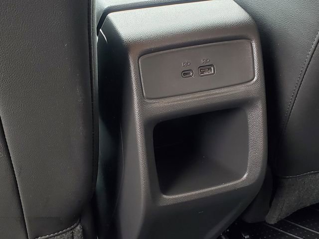 Used 2025 Chevrolet Trax LT w/ Driver Confidence Package image 31