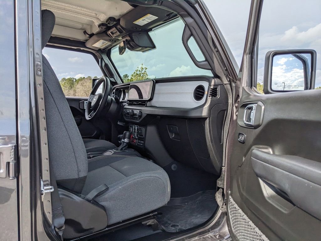 Used 2025 Jeep Wrangler Unlimited Sport S 4xe image 37