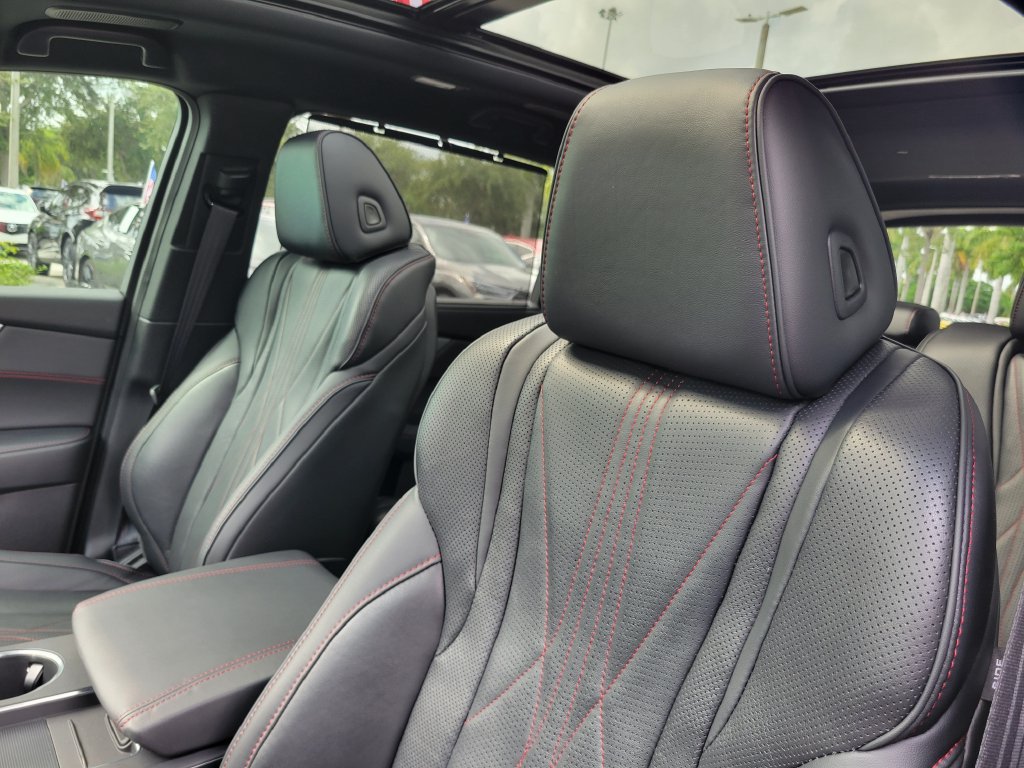 Used 2025 Acura MDX A-Spec w/ Advance Package AWD/4WD image 17