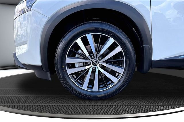 Certified 2023 Nissan Pathfinder Platinum w/ Cargo Package FWD image 35