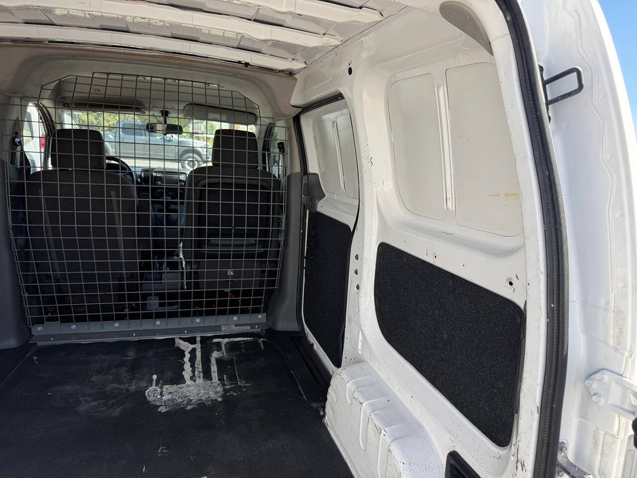 Used 2018 Nissan NV200 S w/ Back Door Glass Package FWD image 18