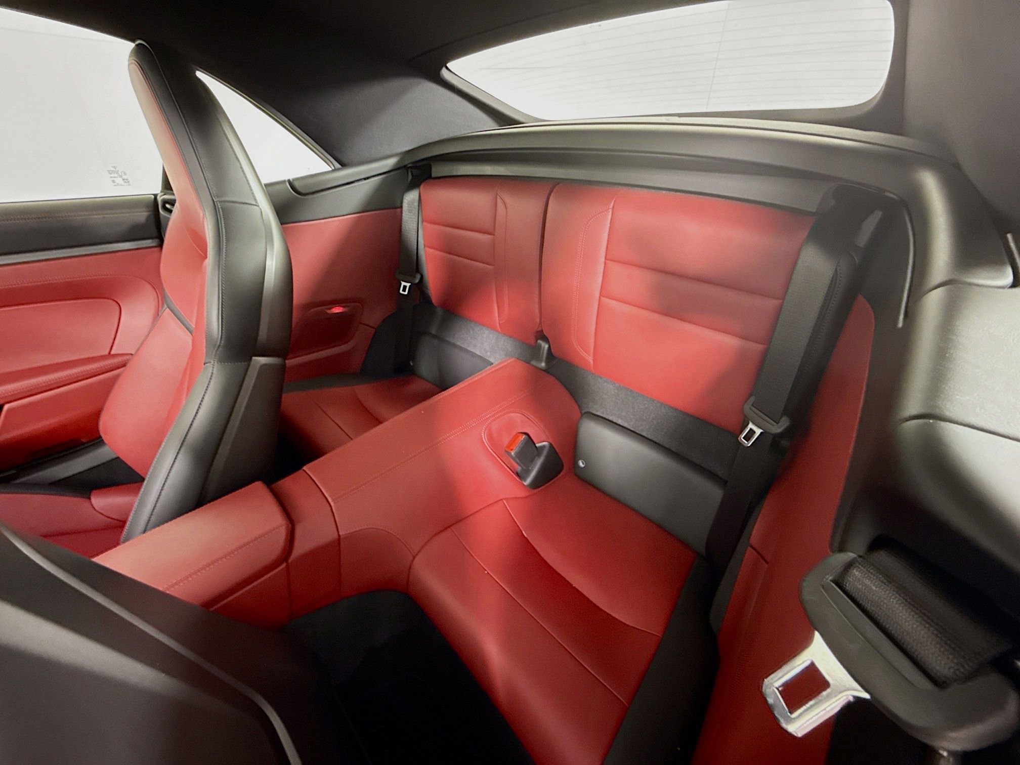 Certified 2025 Porsche 911 Carrera RWD image 22