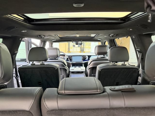 Used 2024 Jeep Grand Wagoneer L Series II w/ Quick Order Packagew 28T AWD/4WD image 20