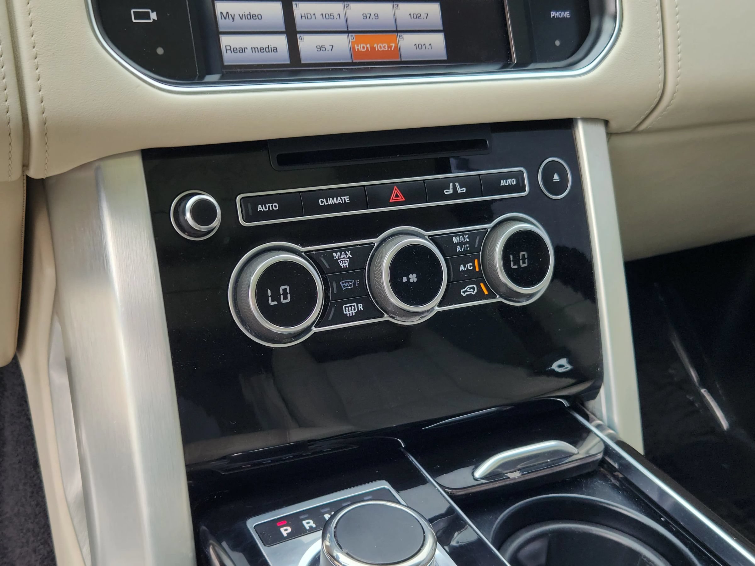 Used 2014 Land Rover Range Rover Autobiography AWD/4WD image 14