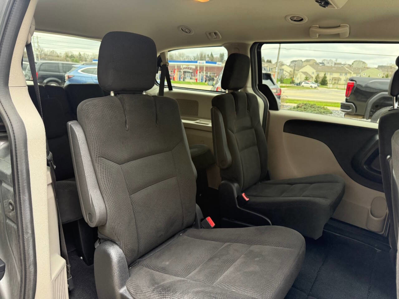 Used 2015 Dodge Grand Caravan SE w/ Quick Order Package 29E SE image 18