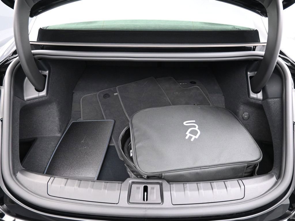 Certified 2025 Porsche Taycan Turbo GT image 26