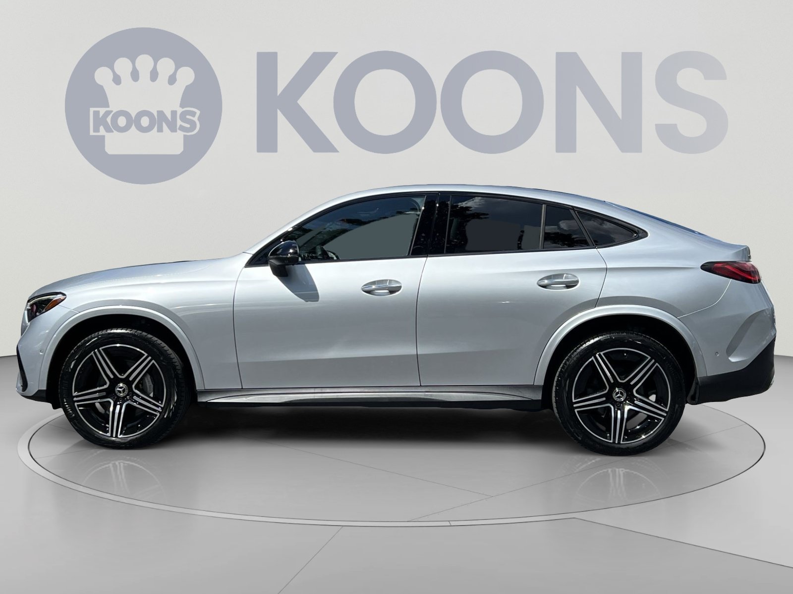 Used 2024 Mercedes-Benz GLC 300 4MATIC image 7