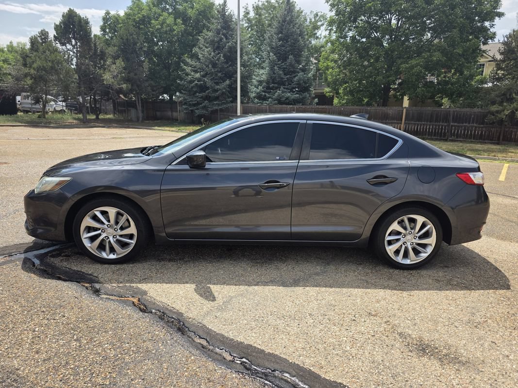 Used 2016 Acura ILX FWD image 2
