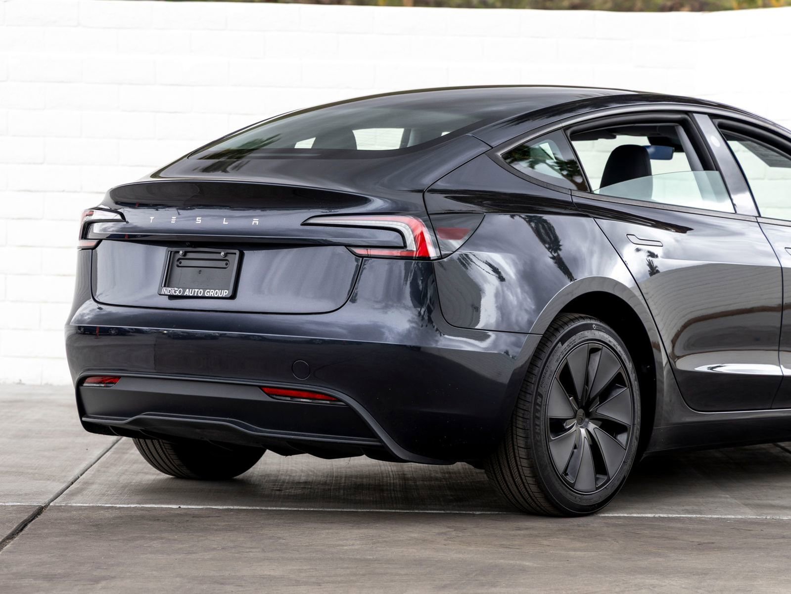 Used 2025 Tesla Model 3 Long Range image 11