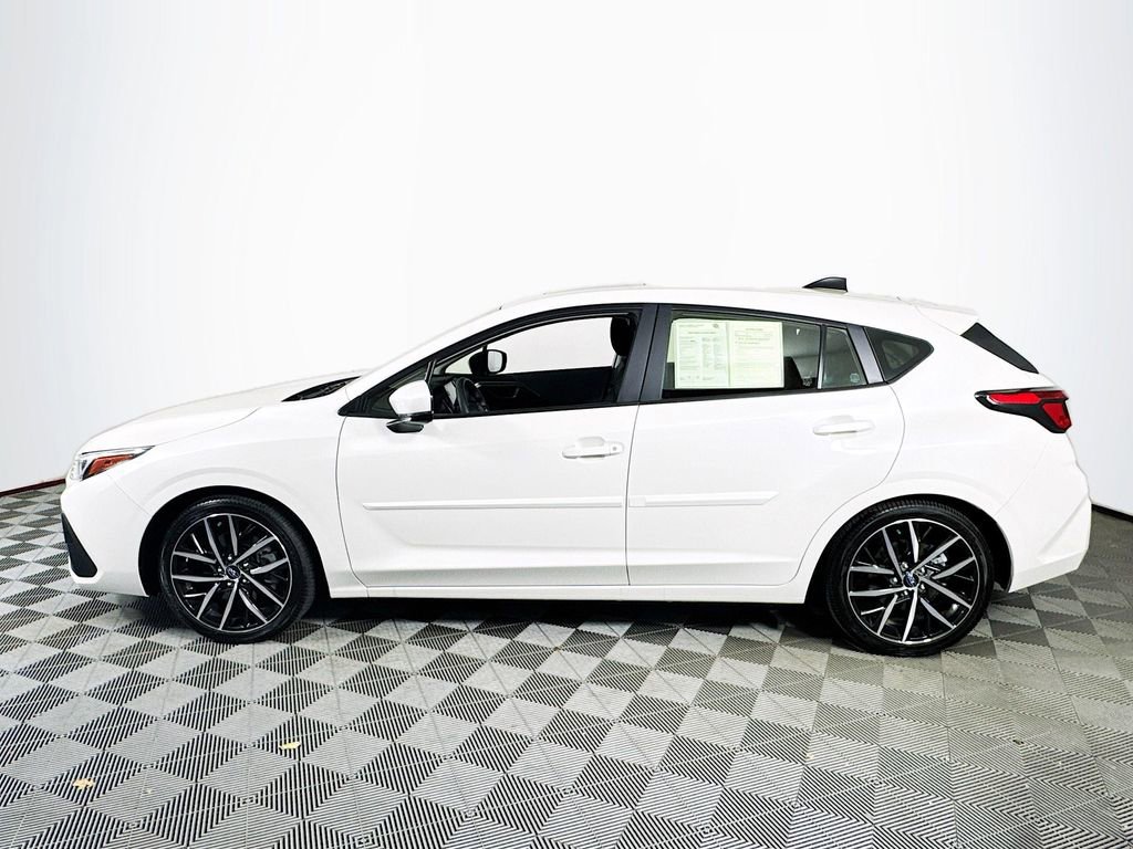 Used 2025 Subaru Impreza 2.0i Sport image 4